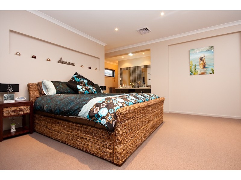 10 Bakogiannis Court, Mildura VIC 3500