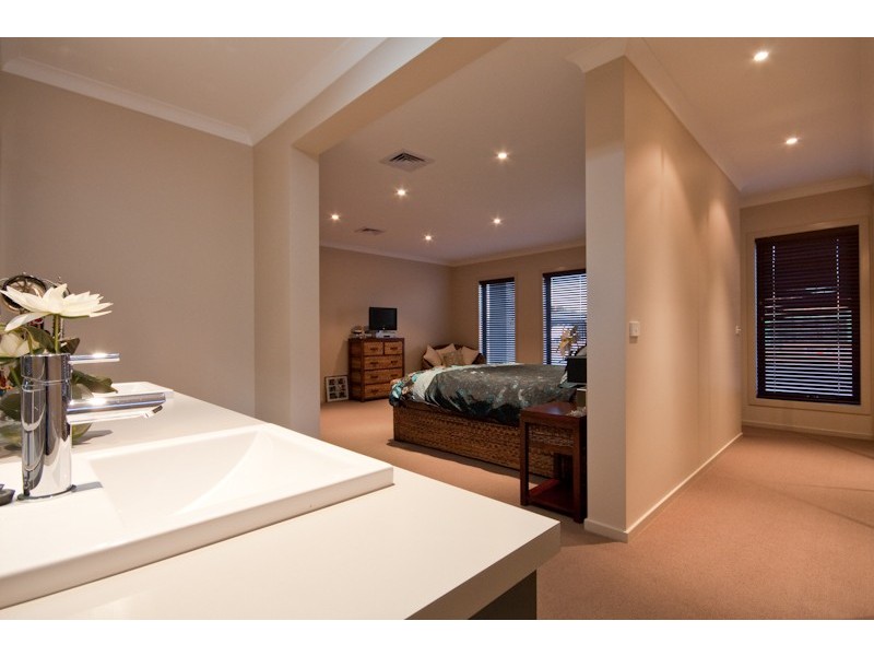 10 Bakogiannis Court, Mildura VIC 3500