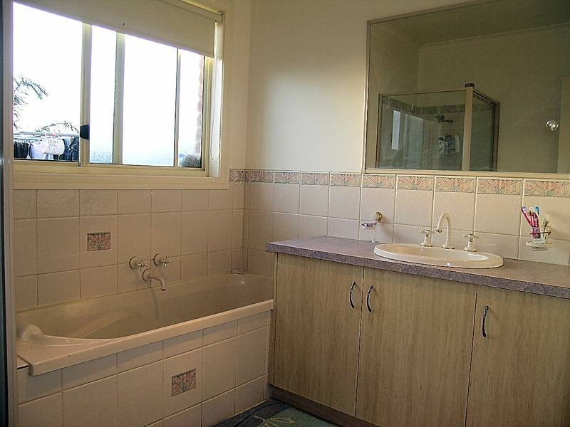 9 Eastwood Court, Mildura VIC 3500