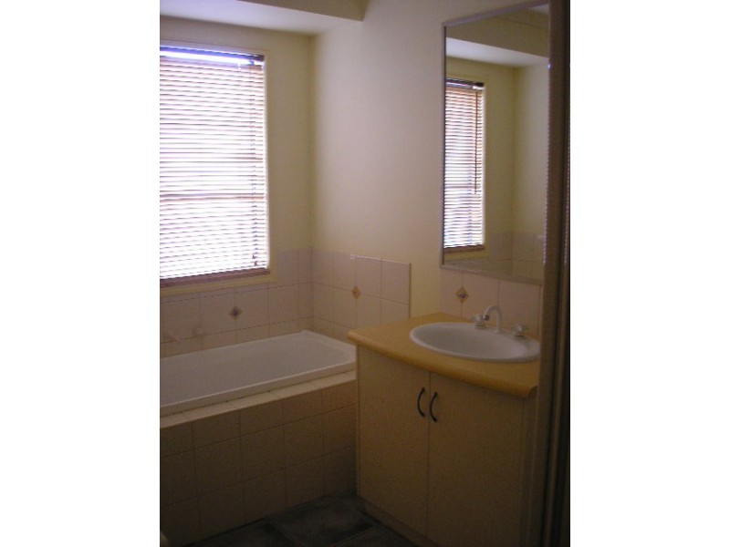 2 Denbeigh Close, Mildura VIC 3500