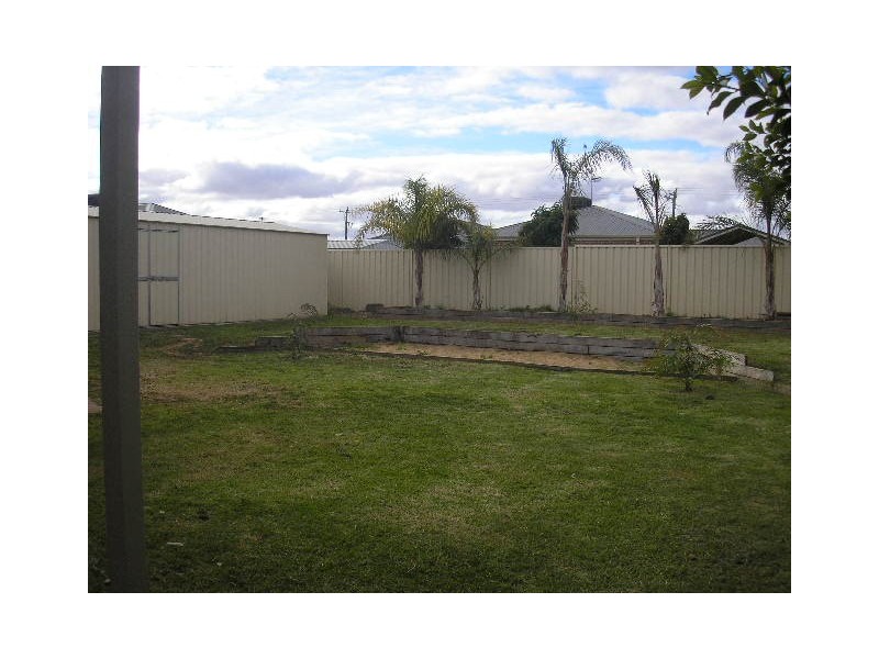 2 Denbeigh Close, Mildura VIC 3500