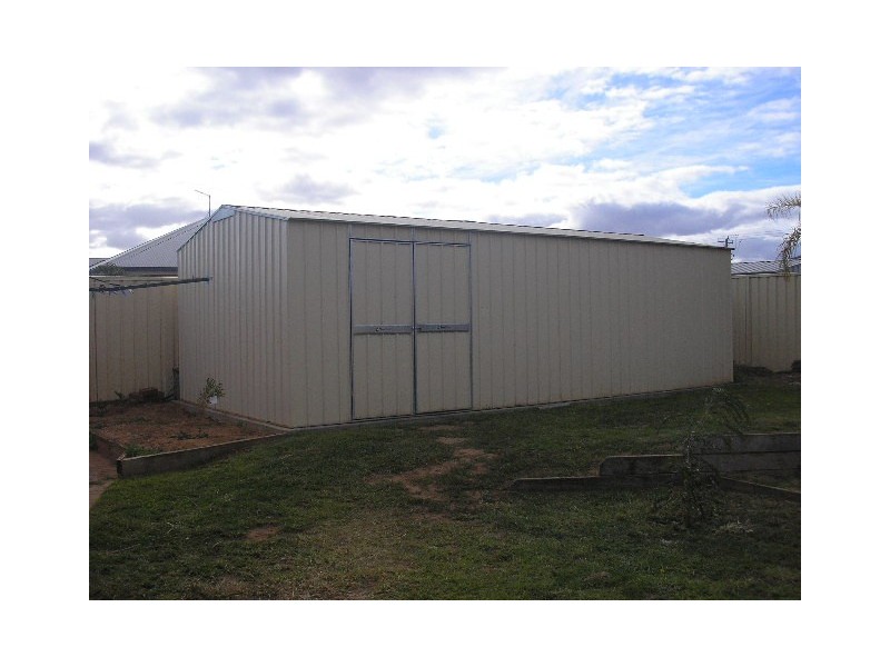 2 Denbeigh Close, Mildura VIC 3500