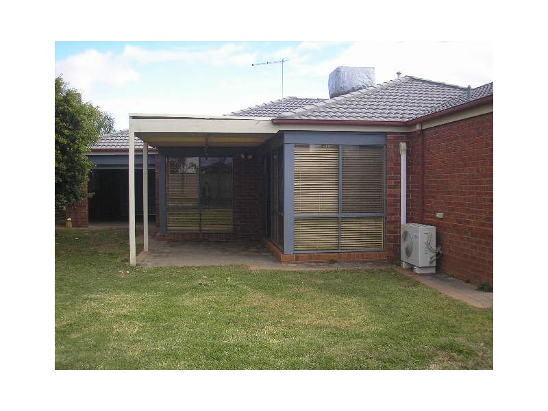 2 Denbeigh Close, Mildura VIC 3500