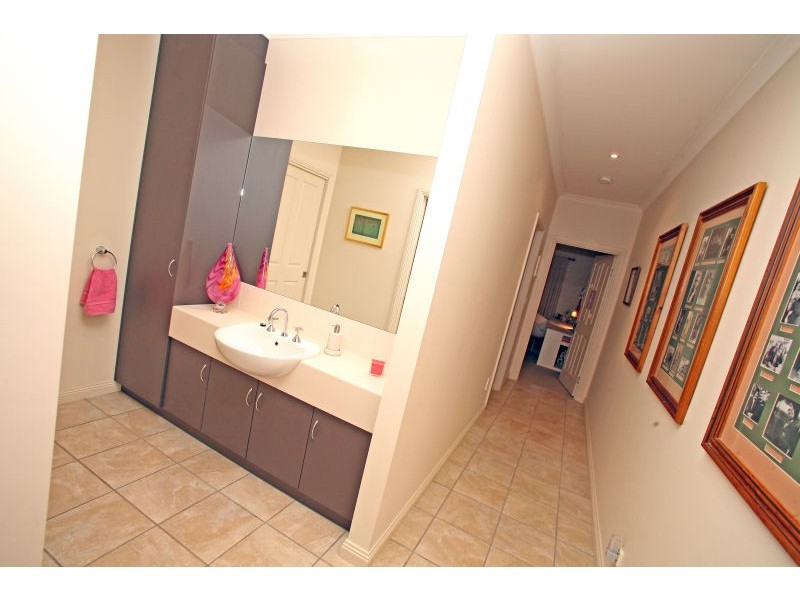 14 Cambridge Terrace, Mildura VIC 3500