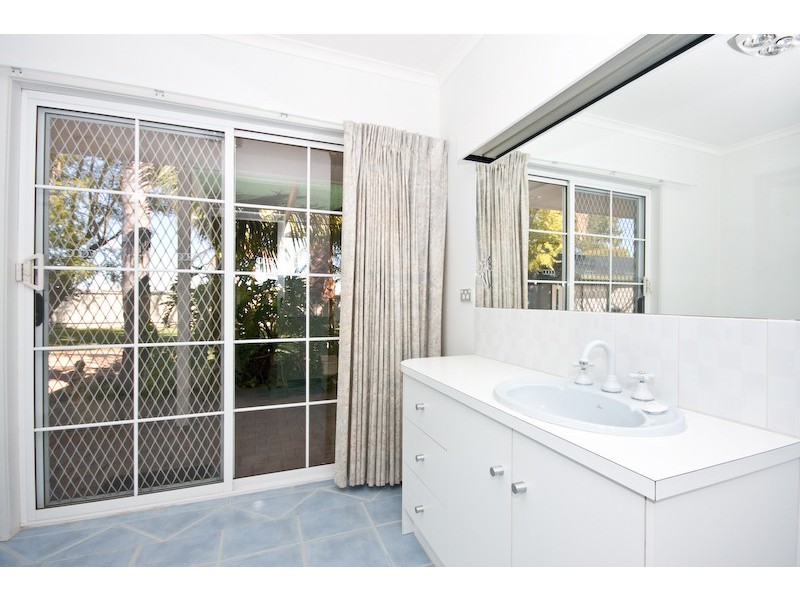 2 Leng Close, Nichols Point VIC 3501