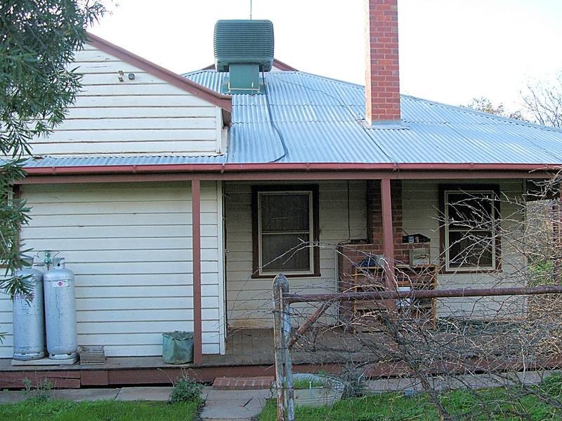 392 Millers Tank Road, Manangatang VIC 3546