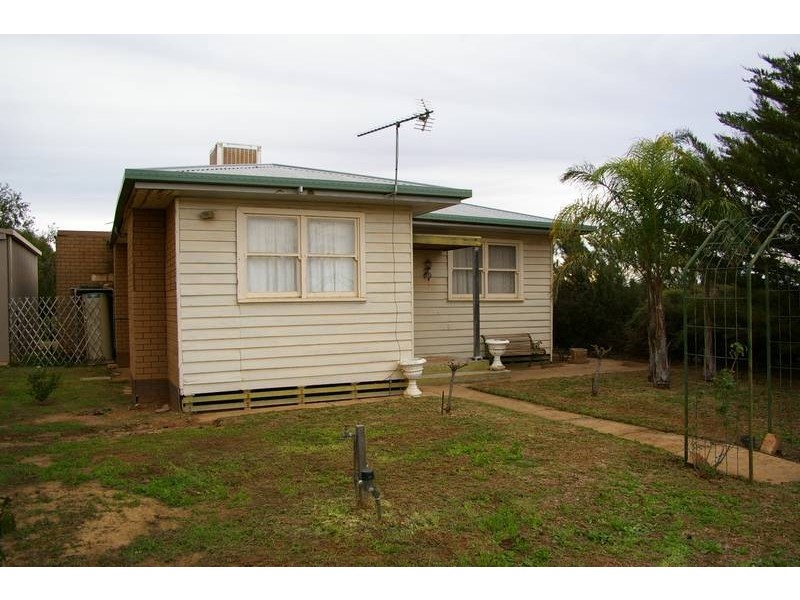 255 Koorlong Avenue, Nichols Point VIC 3501