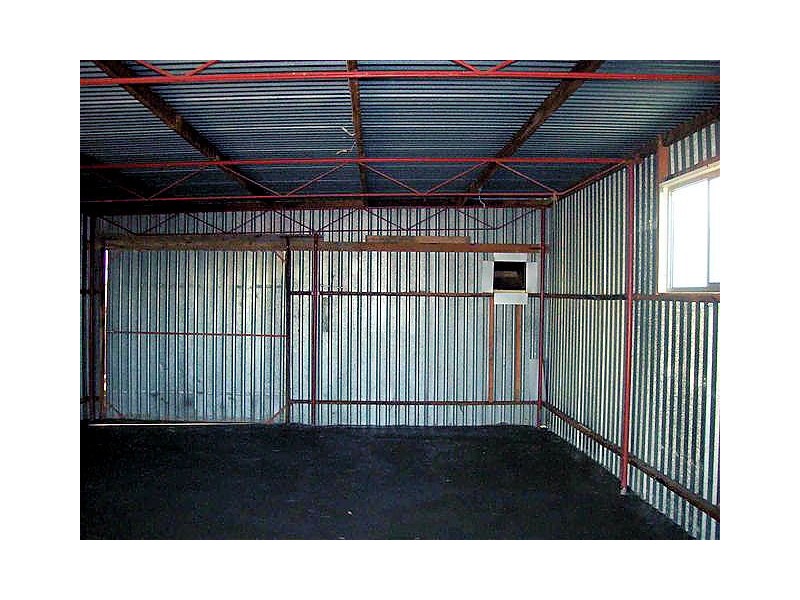 2 Murray Avenue, Red Cliffs VIC 3496