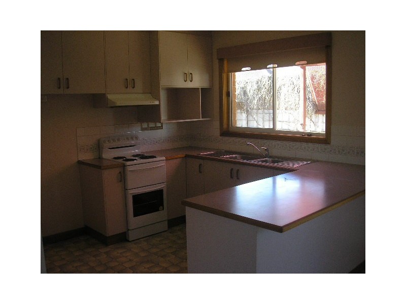 2 Kelvin Avenune, Mildura VIC 3500