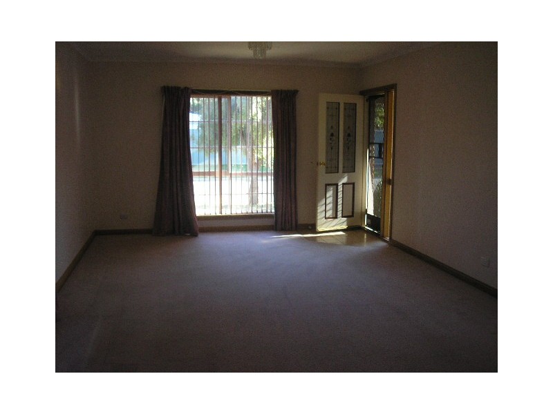 2 Kelvin Avenune, Mildura VIC 3500