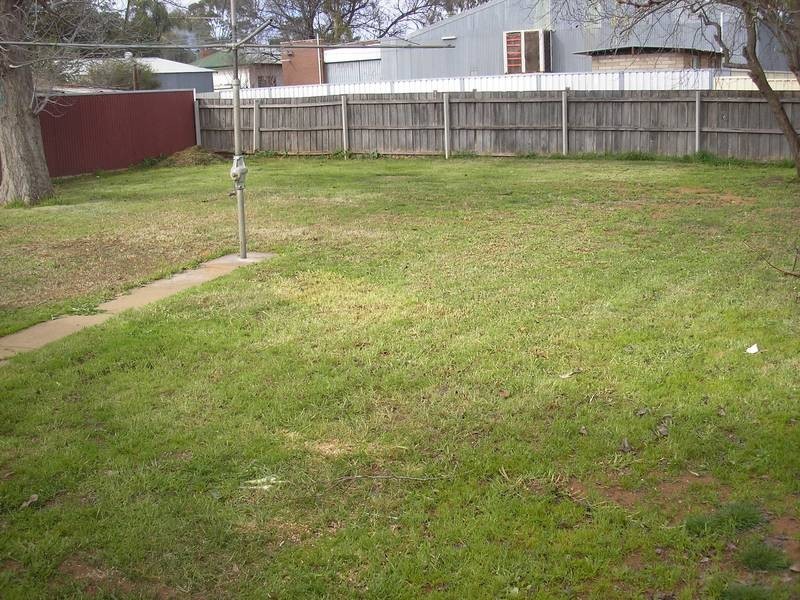 21 Namoi Avenue, Red Cliffs VIC 3496