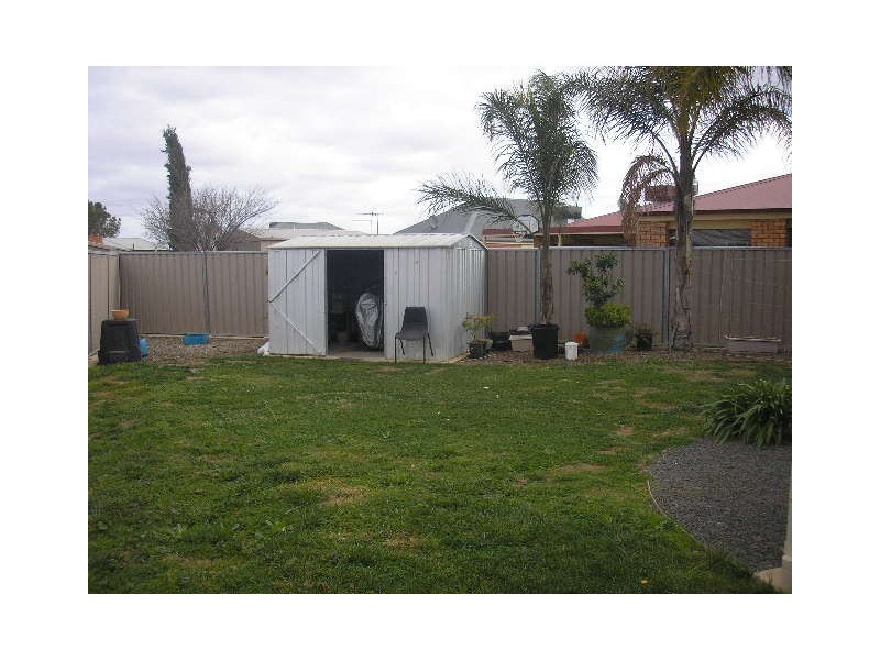 4 Streisand Court, Mildura VIC 3500