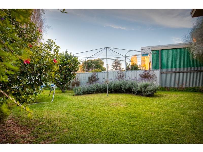25 Campbell Grove, Mildura VIC 3500