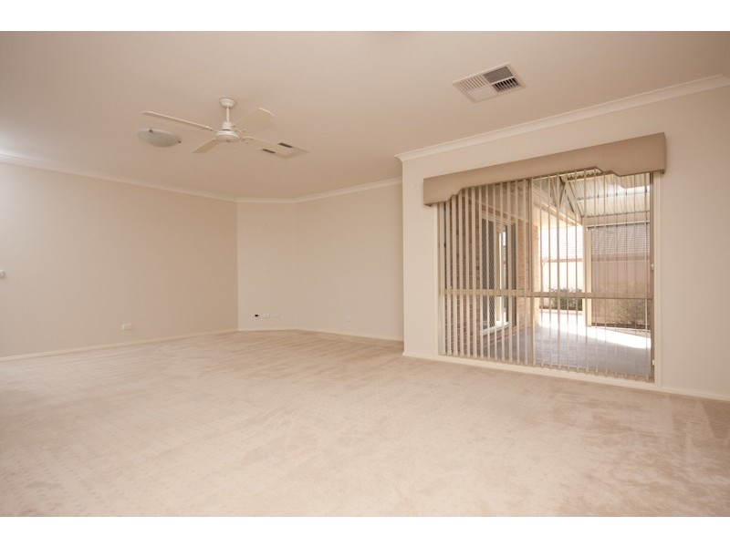 24 Melaleuca Street, Buronga NSW 2739