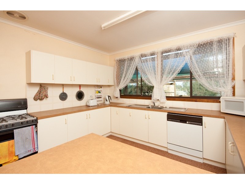 94 School Road (Cnr School Rd & Silver City Hwy), Dareton NSW 2717