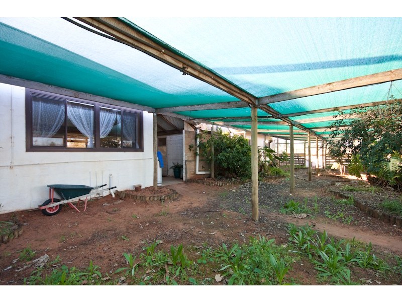 94 School Road (Cnr School Rd & Silver City Hwy), Dareton NSW 2717