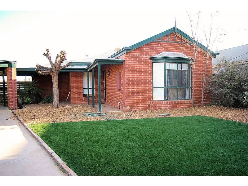 9 Fush Place, Mildura VIC 3500