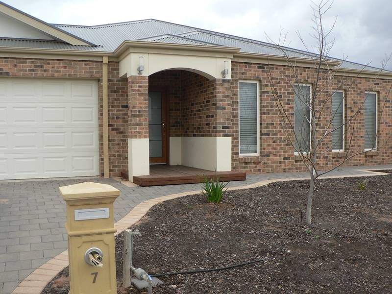 7 Essex Court, Mildura VIC 3500