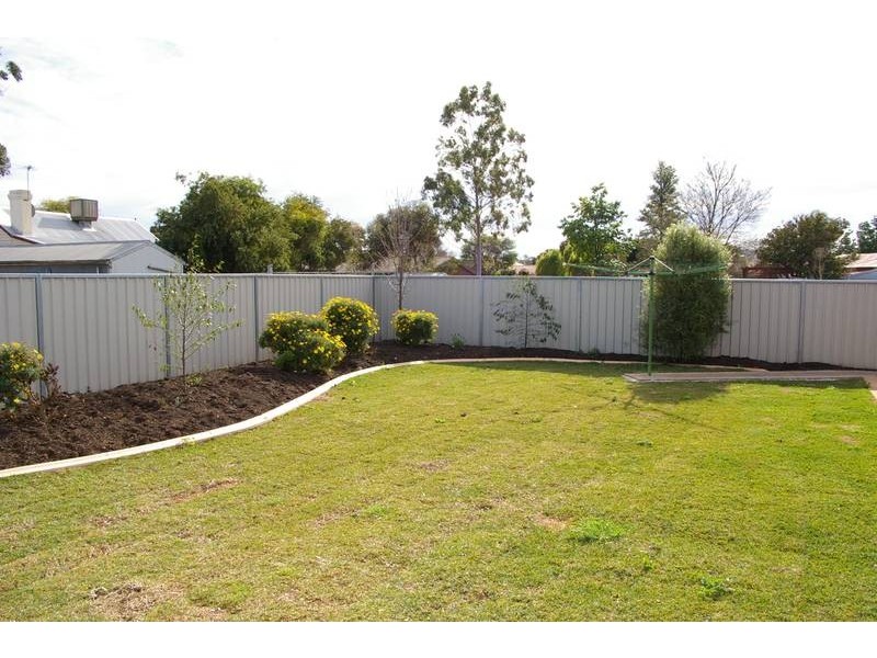 2 Harvest Court, Mildura VIC 3500
