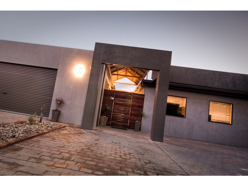 4 Acacia Court, Mildura VIC 3500