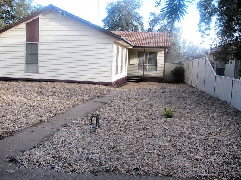9 Namoi Avenue, Red Cliffs VIC 3496