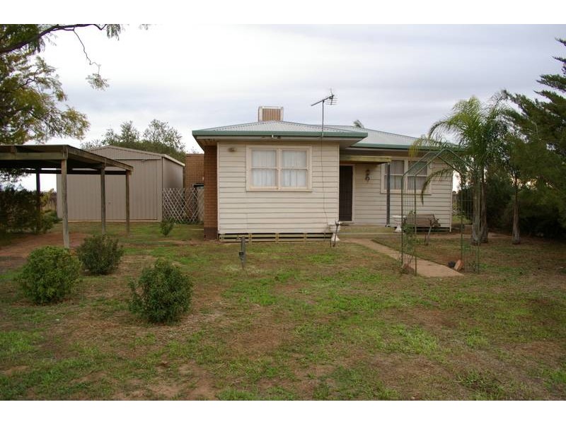 255 Koorlong Avenue, Nichols Point VIC 3501