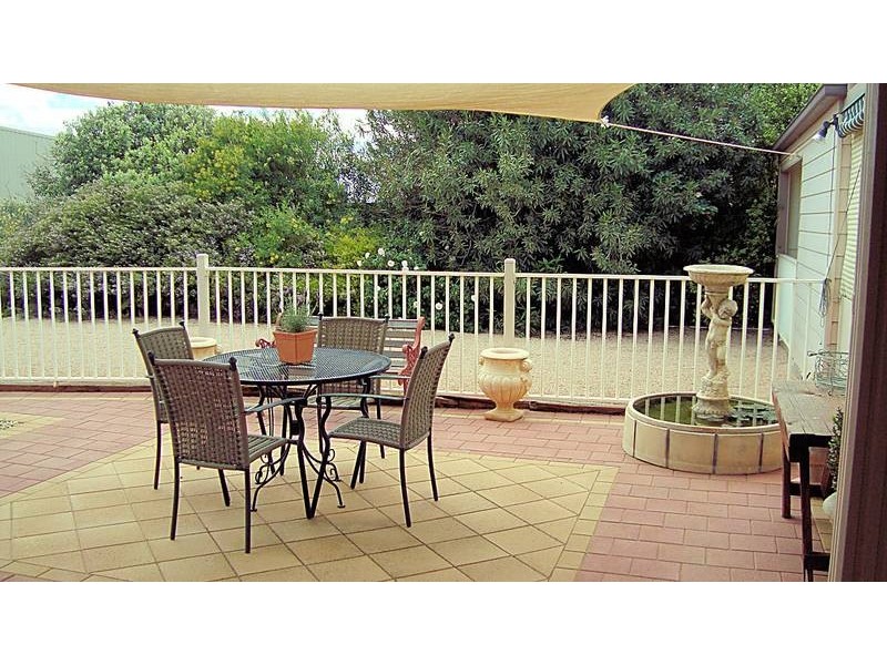 169 Koorlong Avenue, Nichols Point VIC 3501