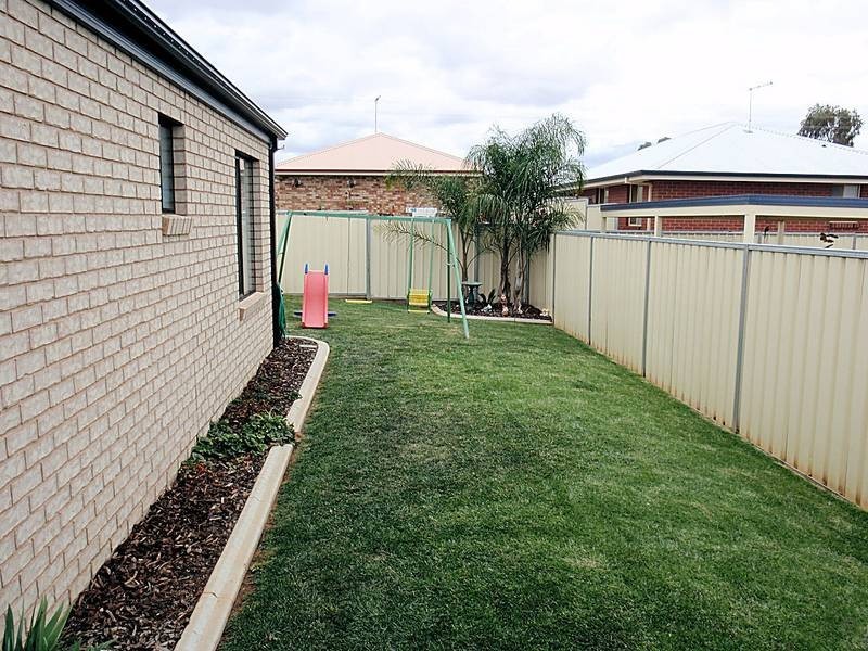 6 Rosedale Court, Buronga NSW 2739