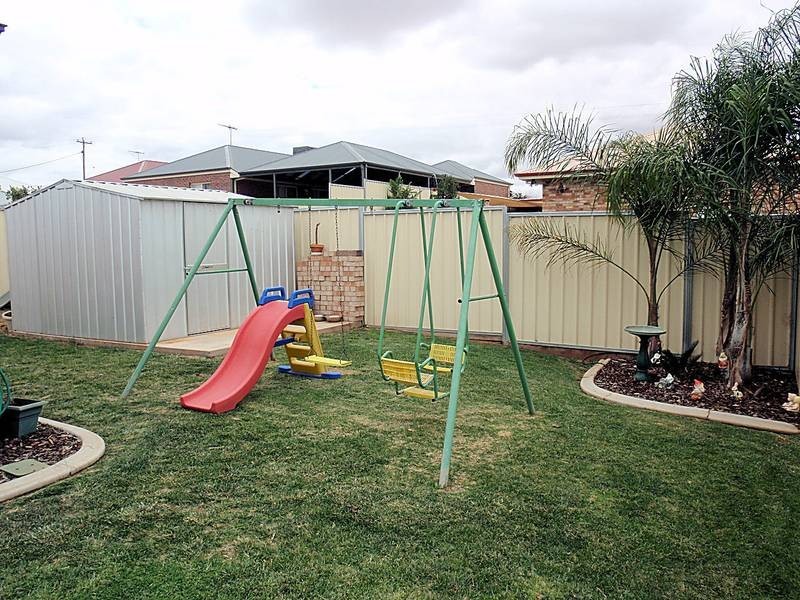 6 Rosedale Court, Buronga NSW 2739