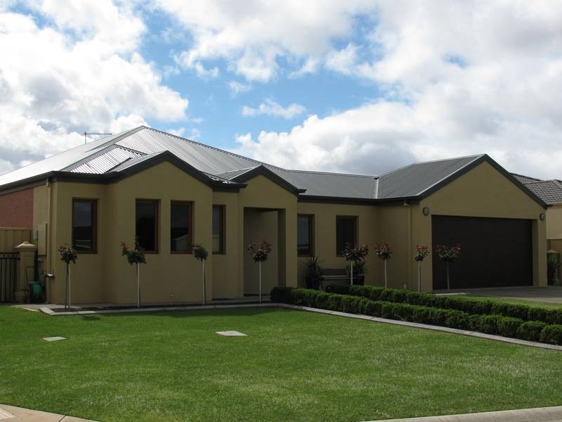 17 Tarrango Drive, Mildura VIC 3500