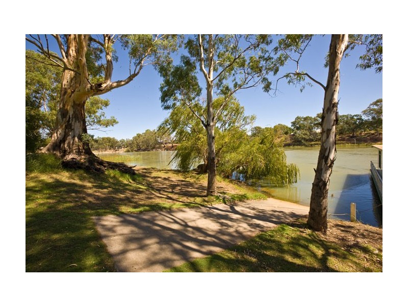 408 Pitman Avenue, Buronga NSW 2739