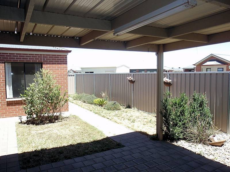 28/8 Taylor Drive, Mildura VIC 3500