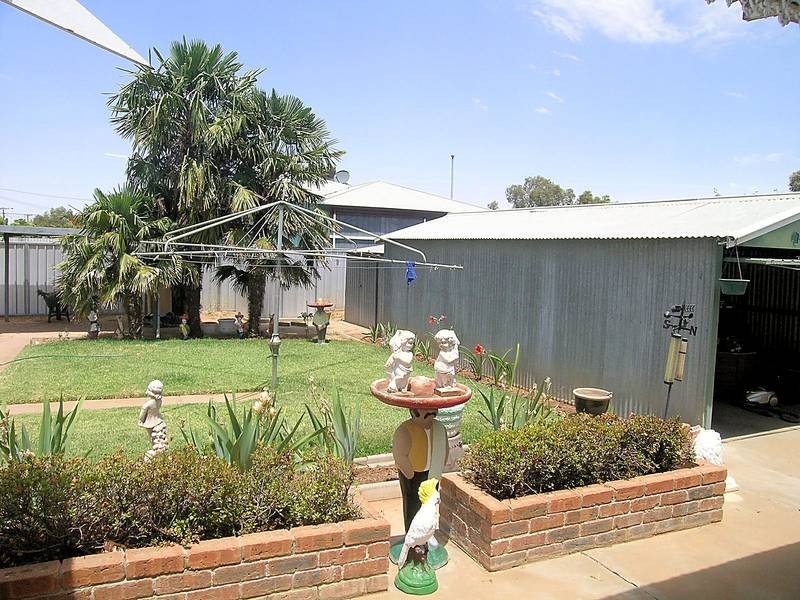 2 Barry Avenue, Mildura VIC 3500