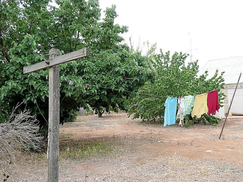 6 Henderson Street, Ouyen VIC 3490