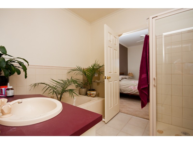 67A Cherry Avenue, Mildura VIC 3500