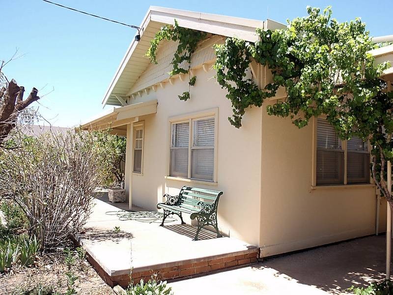 74 Cherry Avenue, Mildura VIC 3500