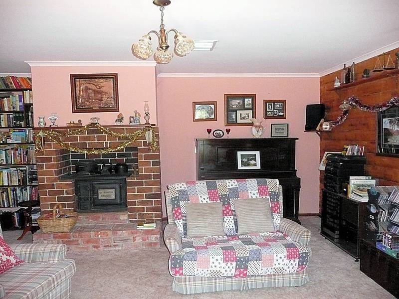 312 Dairtnunk Avenue, Cardross VIC 3496