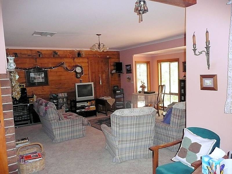 312 Dairtnunk Avenue, Cardross VIC 3496