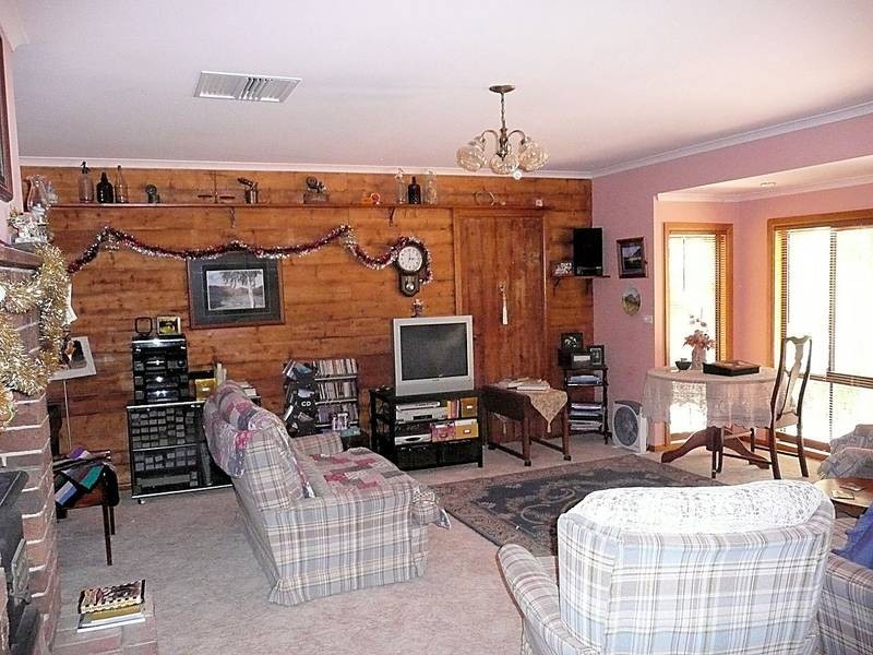 312 Dairtnunk Avenue, Cardross VIC 3496