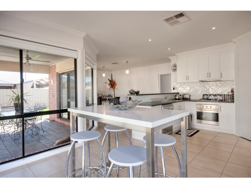 4 Oxley Court, Mildura VIC 3500