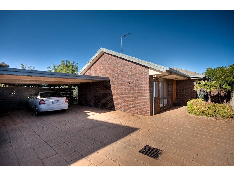 1/13 Belleview Drive, Irymple VIC 3498