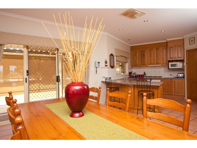 298 Millewa Road, Red Cliffs VIC 3496