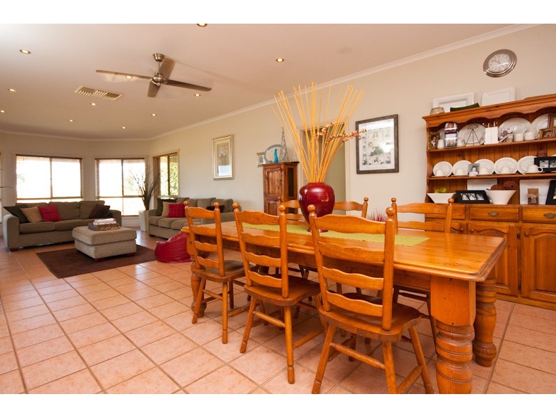 298 Millewa Road, Red Cliffs VIC 3496