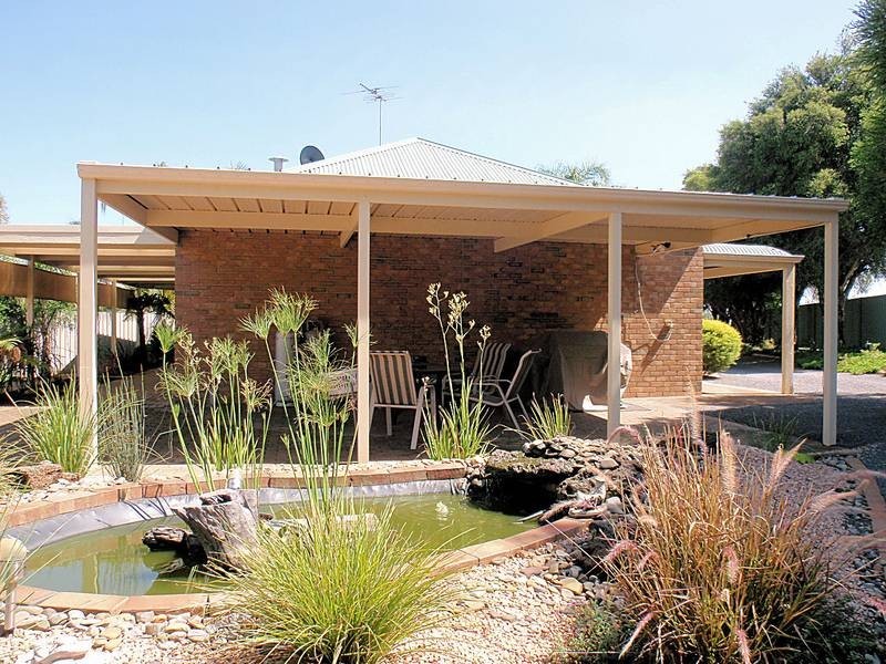 133 Sturt Highway, Gol Gol NSW 2738