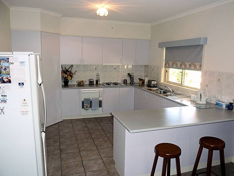 133 Sturt Highway, Gol Gol NSW 2738