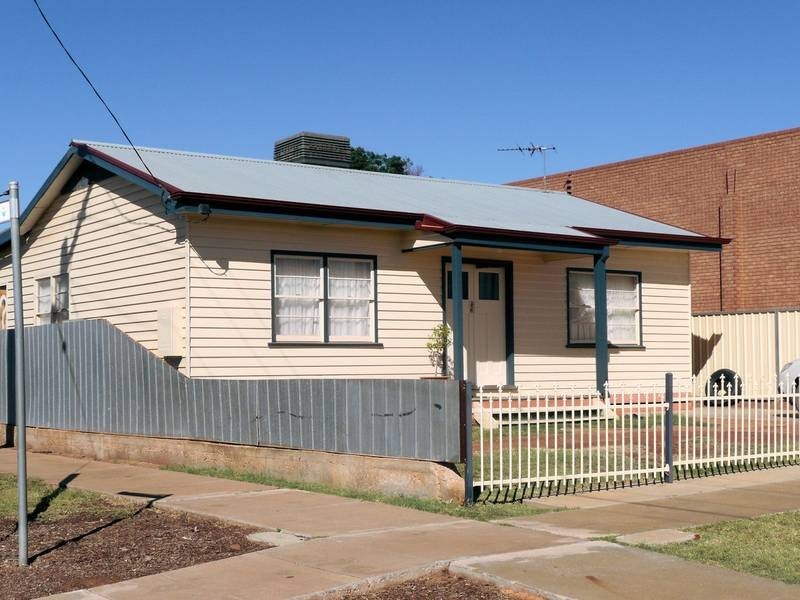 61 Ninth Street, Mildura VIC 3500