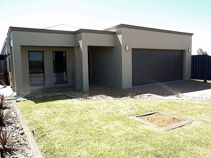 12 Melaleuca Street, Buronga NSW 2739