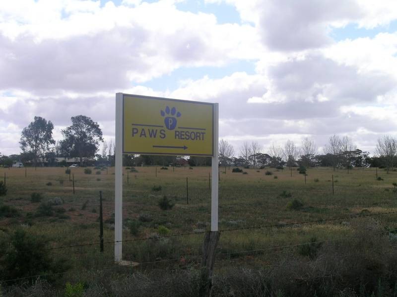 242 Oak Avenue, Mildura VIC 3500