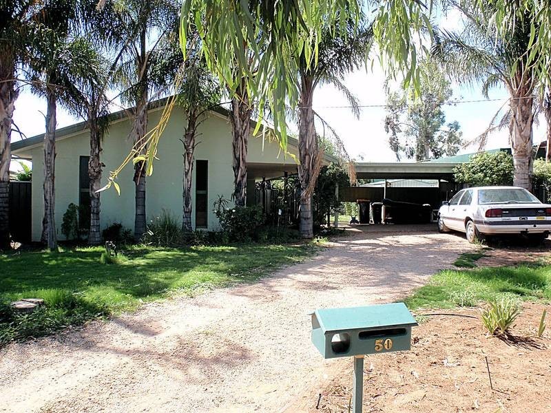 50 Main Avenue North, Merbein VIC 3505