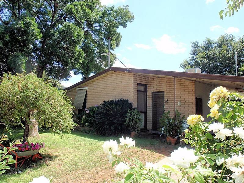 10 John Court, Irymple VIC 3498